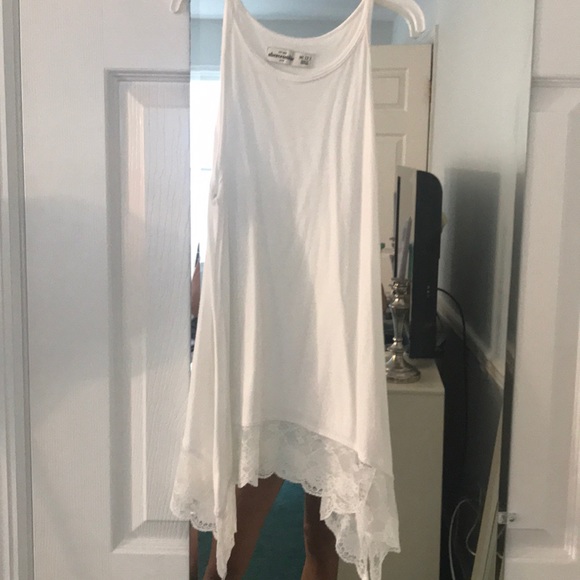 Abercrombie & Fitch White halter top - Picture 2 of 4